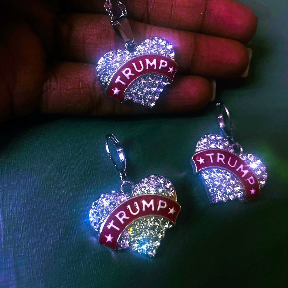 🇺🇸Beautiful Trump 2024 crystal jewelry set set in 14k and steel let’s go trump